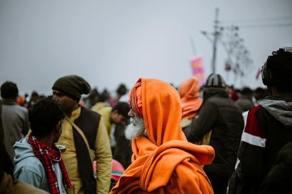Découvrez pourquoi le meuble vitrine sublime vos trésors