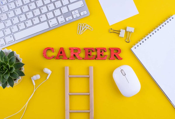 Réussir Votre Carrière en Informatique : Les Avantages de la Formation à Marseille