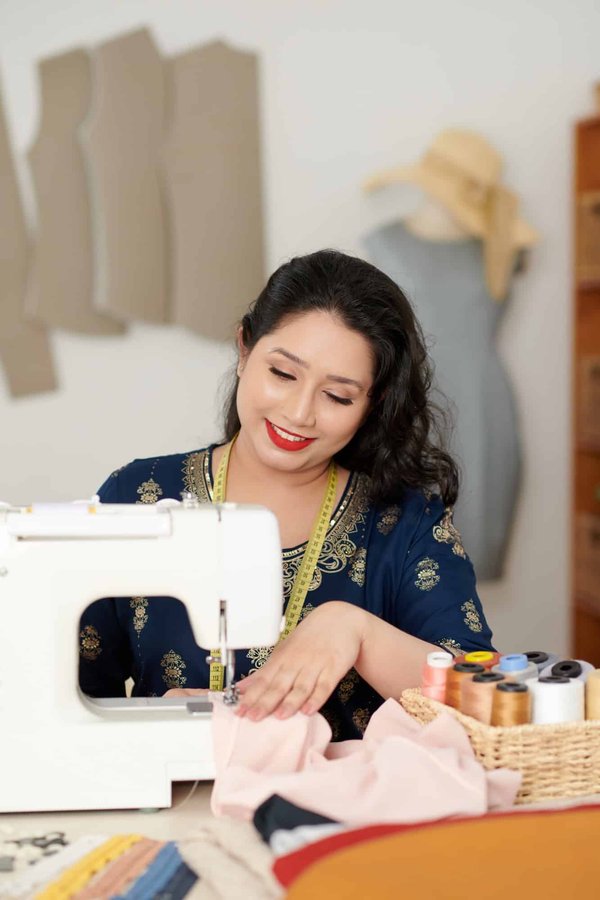 Comment fonctionne une machine à coudre ?