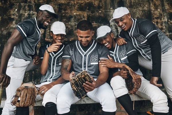Le knockout de la mode masculine : les chemises baseball homme incontournables